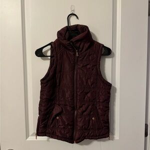 SMALL PURPLE VEST WITH POCKETS
